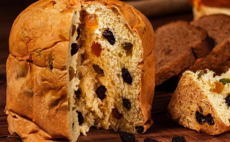 Panetone artesanal com frutas